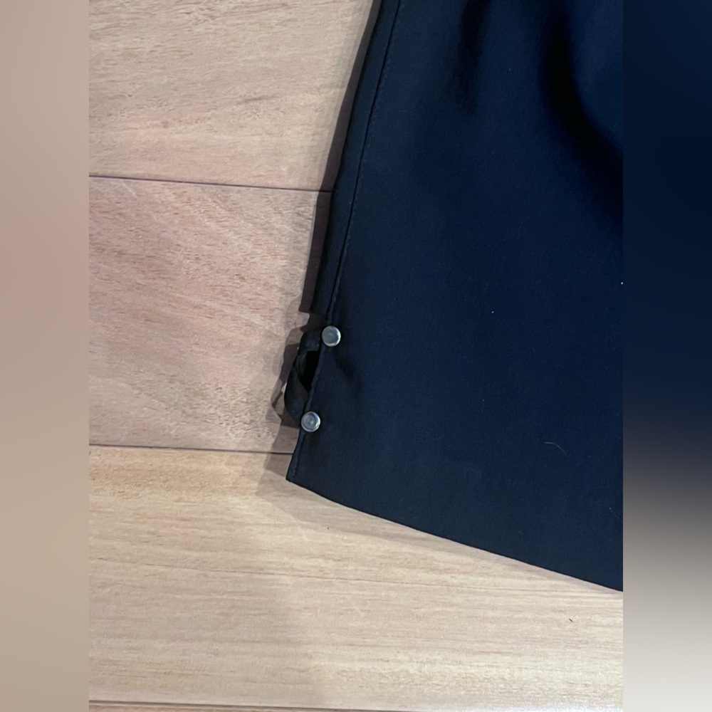 Avenue Rivet Shorts - Picture 6 of 6